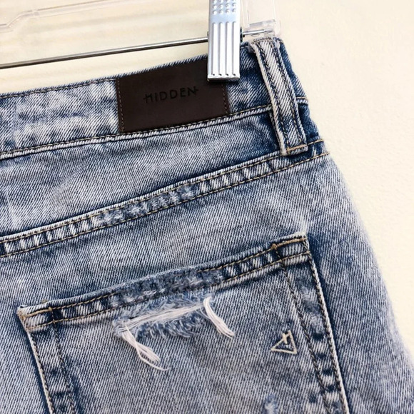 Sold - Picture 6 of 7